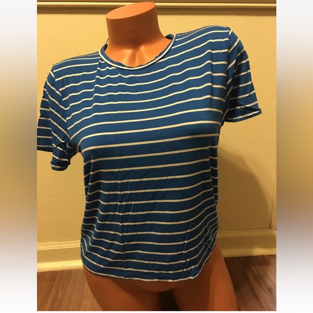 NWOT Abercrombie & Fitch Short Sleeve Casual Shirt Size Medium VERY SOFT